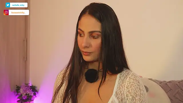 Snapshot of vicky_rachell chatting on 11-10-25, 01:43 vicky rachell online show from 11-10-25, 01:43