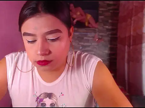 katrinawillff online show from 11-25-25, 11:32