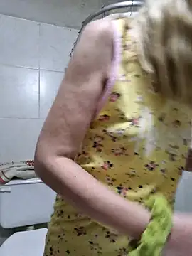 1Sweetnina online show from 12-04-25, 12:42