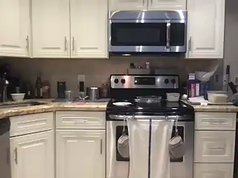 BigGuyMuscle online show from 03-13-25, 04:01