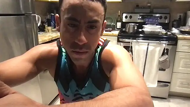 BigGuyMuscle online show from 03-16-25, 08:21