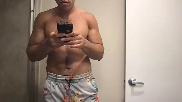 BigGuyMuscle online show from 04-20-26, 09:49