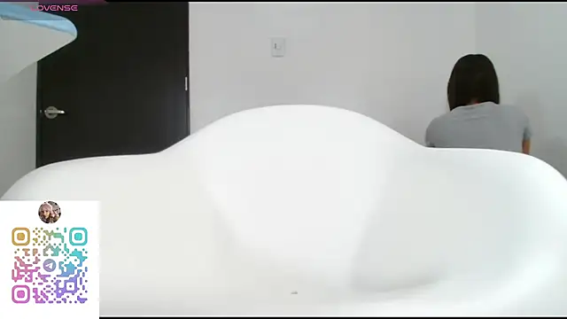 Betsy Thonson online show from 03-21-25, 07:35