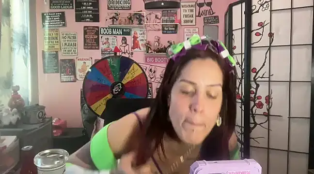 latinacubana online show from 03-08-25, 01:14