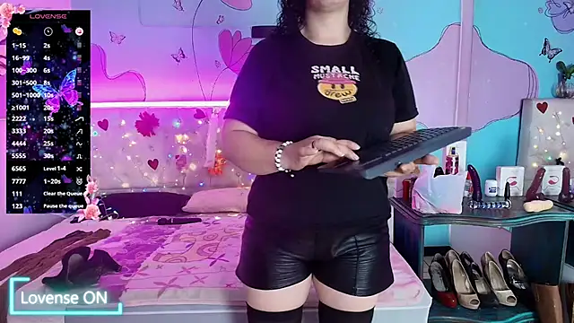 Zaly mature online show from 06-24-26, 10:20