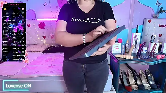 Zaly mature online show from 07-27-26, 10:50