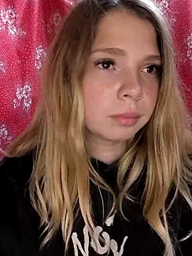 Zuli Kiska online show from 10-11-25, 07:34