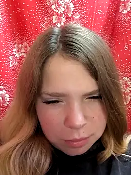 Zuli Kiska online show from 11-19-25, 09:04