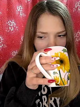 Zuli Kiska online show from 04-21-26, 10:21