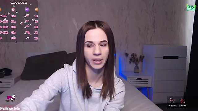 ItsAlisia online show from 03-18-25, 06:36