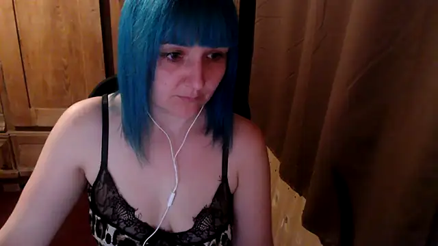 Snapshot of beauty-of-pain chatting on 09-30-25, 02:33 beauty-of-pain online show from 09-30-25, 02:33