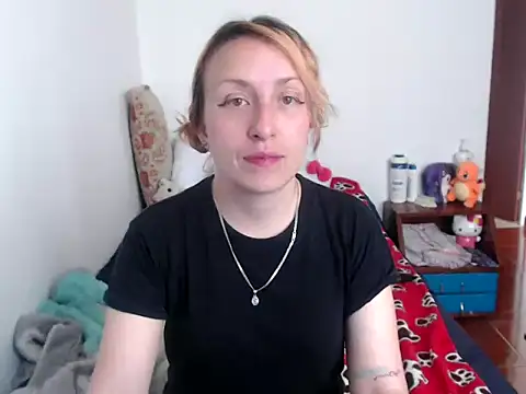 kittykalor09 online show from 03-05-25, 03:07