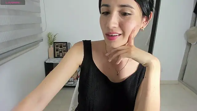 Snapshot of _arianna_hot22 chatting on 05-20-26, 01:12 arianna hot22 online show from 05-20-26, 01:12