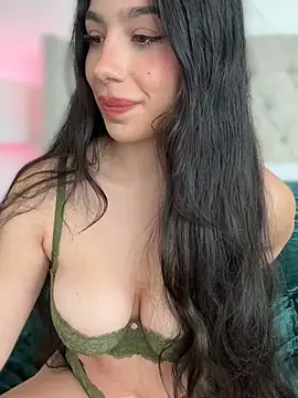 LoveLillyy online show from 03-17-25, 09:45