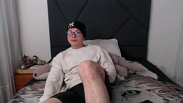 MathewCollin online show from 01-28-25, 01:27