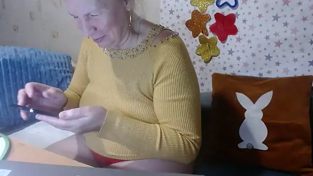 QueenLana online show from 12-03-25, 04:38