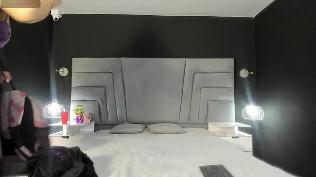 danaythamara1 online show from 03-08-25, 09:40