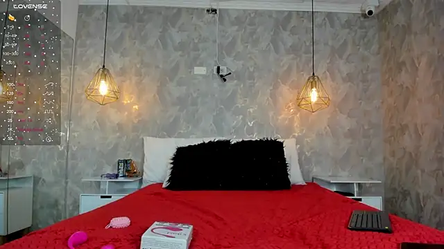 danaythamara1 online show from 09-12-25, 08:20