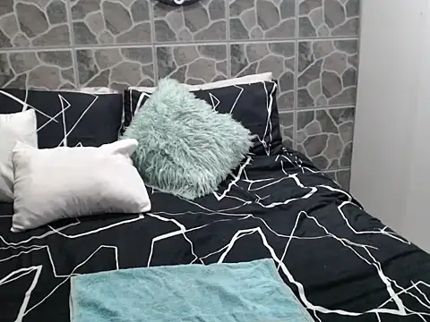 THREEHOLESPLEASURE99 online show from 01-11-26, 10:26