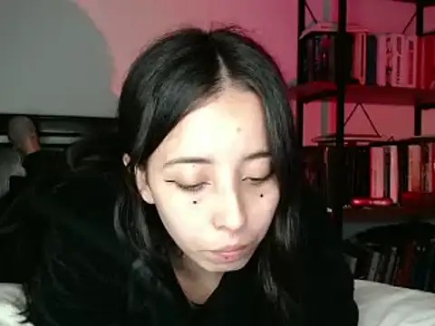 babyluna 8 8 online show from 12-24-24, 05:05