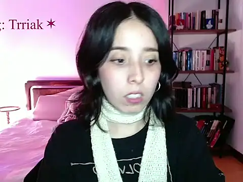 babyluna 8 8 online show from 04-08-26, 10:32