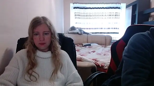 PeterAndJen online show from 03-07-25, 10:02