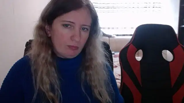 PeterAndJen online show from 03-13-25, 04:12