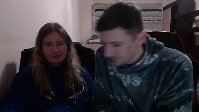 PeterAndJen online show from 03-15-25, 07:16