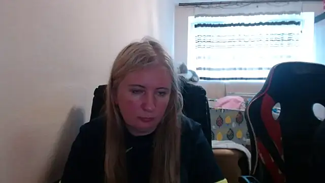 PeterAndJen online show from 06-01-26, 06:20