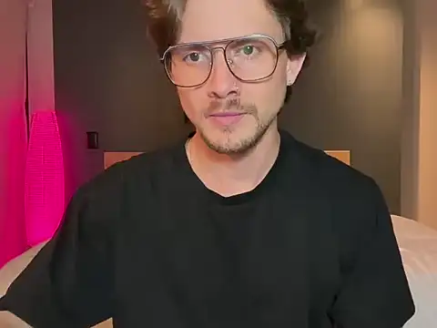 mcklister kinky feets online show from 02-14-26, 01:35