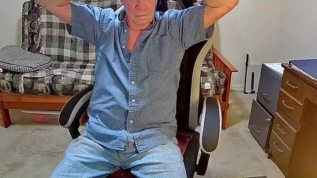 Snapshot of jimmy_d47 chatting on 04-11-26, 07:40 jimmy d47 online show from 04-11-26, 07:40