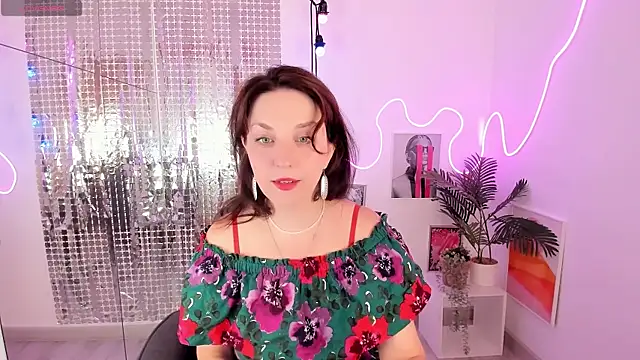 Snapshot of MargaretFatal chatting on 07-19-26, 05:33 MargaretFatal online show from 07-19-26, 05:33