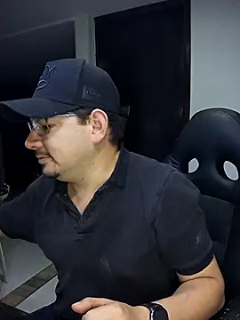 Javibell93 online show from 02-25-26, 03:27