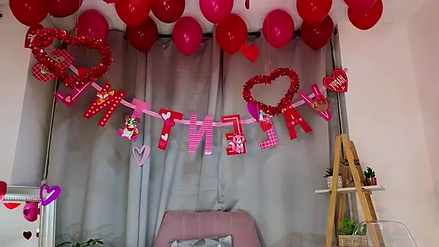 bella  adams online show from 02-15-25, 04:25