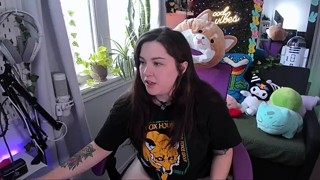 JennKenobi online show from 04-20-26, 02:20