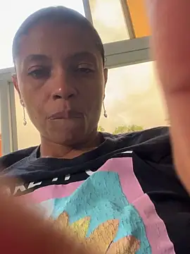 angelica af online show from 12-18-24, 08:57