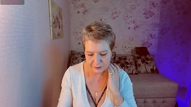 Snapshot of KathySunn chatting on 12-07-24, 02:02 KathySunn online show from 12-07-24, 02:02