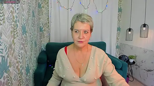 Snapshot of KathySunn chatting on 01-04-25, 01:31 KathySunn online show from 01-04-25, 01:31