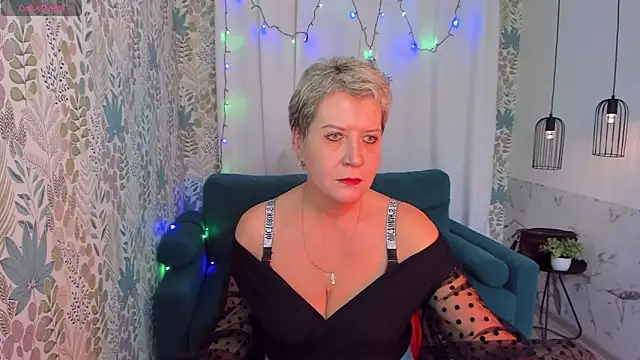 Snapshot of KathySunn chatting on 01-15-25, 01:31 KathySunn online show from 01-15-25, 01:31