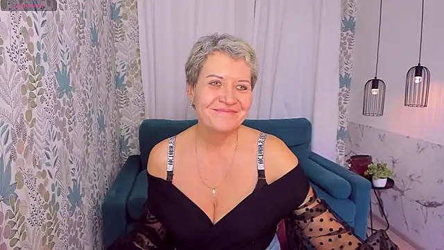 Snapshot of KathySunn chatting on 01-28-25, 01:27 KathySunn online show from 01-28-25, 01:27