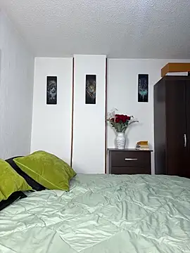 Angela isabella online show from 03-05-26, 09:33