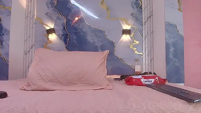 Snapshot of lorrayne_ chatting on 09-11-25, 12:05 lorrayne online show from 09-11-25, 12:05