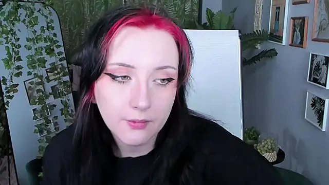 AsheLucker online show from 03-26-26, 01:44