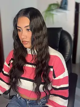 Snapshot of Ambar_pe_ chatting on 01-14-25, 07:43 Ambar pe online show from 01-14-25, 07:43
