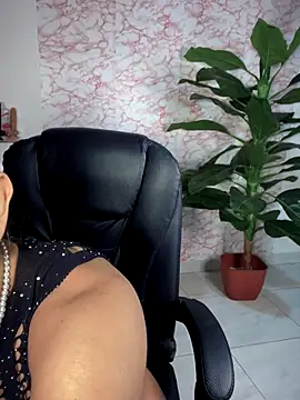 Ambar pe  online show from 11-26-25, 03:29