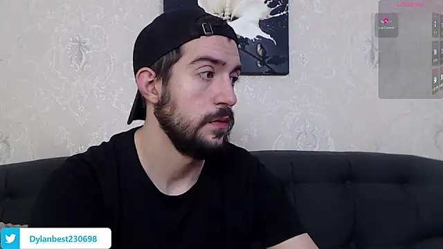 Snapshot of Dylan_Best chatting on 12-21-24, 06:30 Dylan Best online show from 12-21-24, 06:30