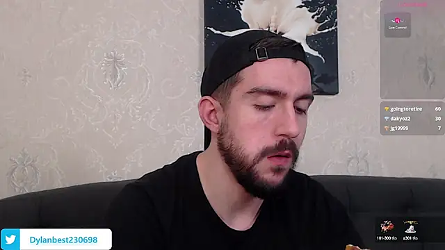 Snapshot of Dylan_Best chatting on 01-08-25, 06:09 Dylan Best online show from 01-08-25, 06:09