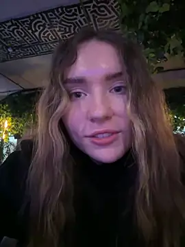 Snapshot of AprilinAlba chatting on 01-13-25, 02:28 AprilinAlba online show from 01-13-25, 02:28