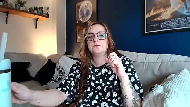 short sweetpea online show from 02-02-26, 03:11