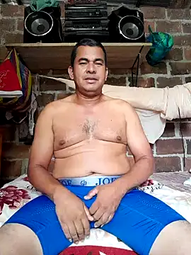 axomen online show from 12-15-24, 06:48